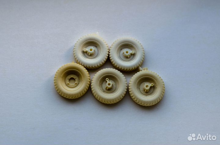 Смоляные колеса на Sd.Kfz. 221 Type B