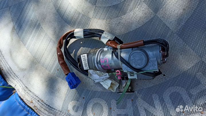 Компрессор кондиционера, замок зажигания Subaru