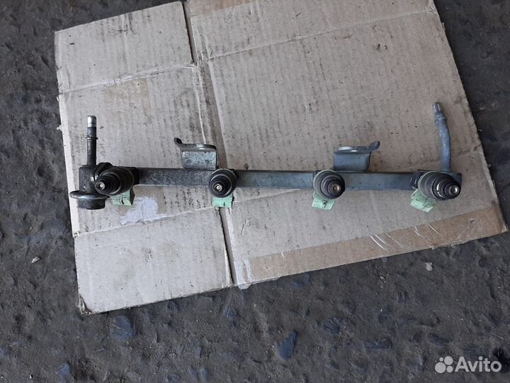 Рампа с форсунками Chevrolet Lanos, Daewoo Nexia