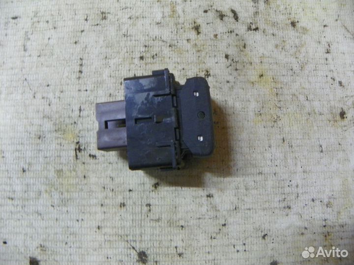 Кнопка стеклоподъемника Nissan X-Trail