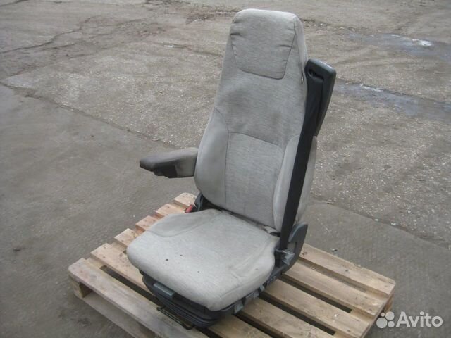 Кресло водительское пневматическое 7485131008 rena