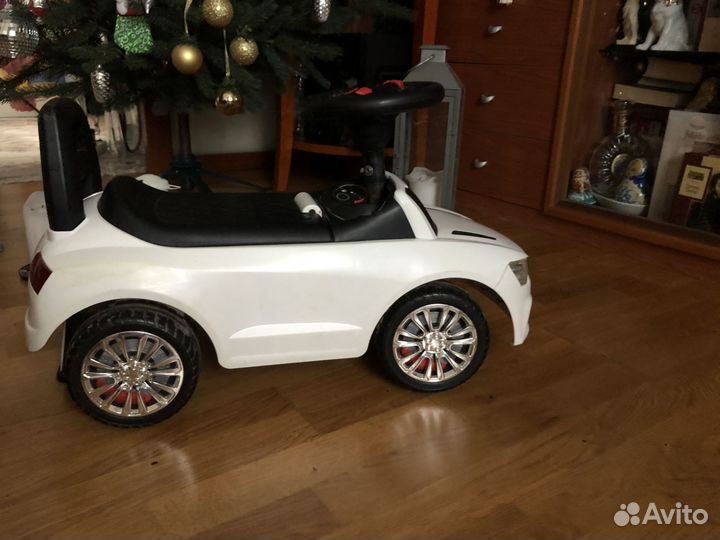Детская машинка каталка Audi