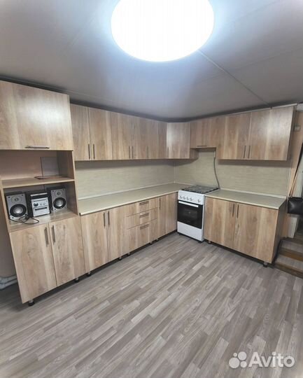 Кухонные гарнитуры