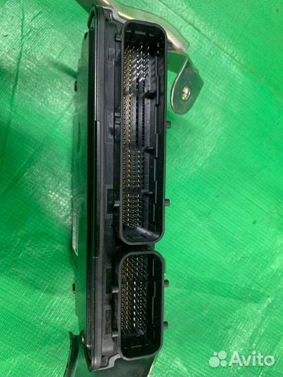 Блок управления, иммобилайзер Toyota Prius ZVW50