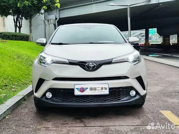 Toyota C-HR 2.0 CVT, 2021, 15 000 км