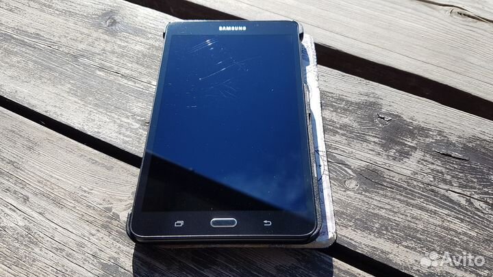 Планшет Samsung Galaxy Tab A 7.0 SM-T280 (2016)