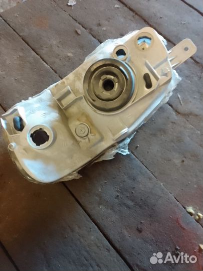 Продаю фару хундай акцент