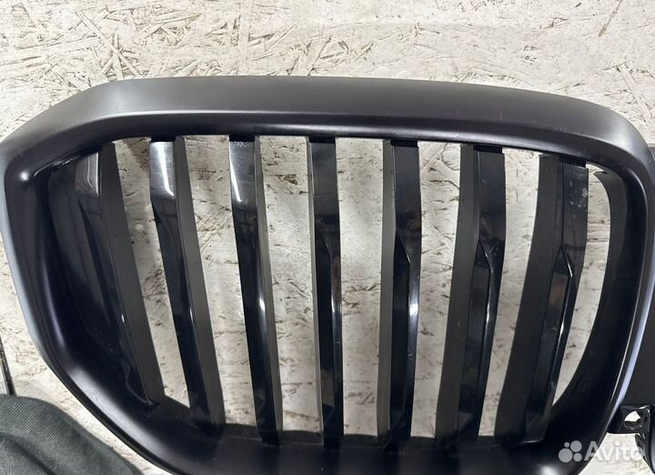 Решетка радиатора с подсветкой BMW X5 G05 LCI