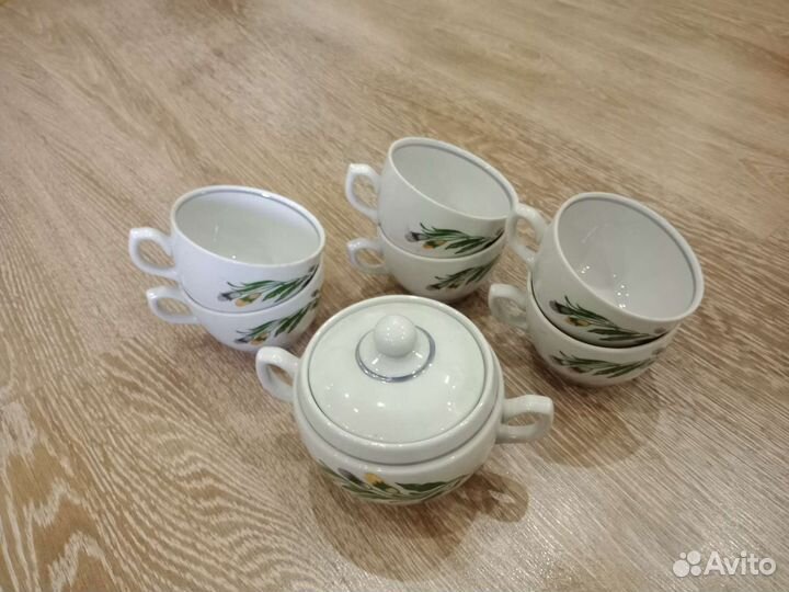 Сервиз чайный. Все что на фото