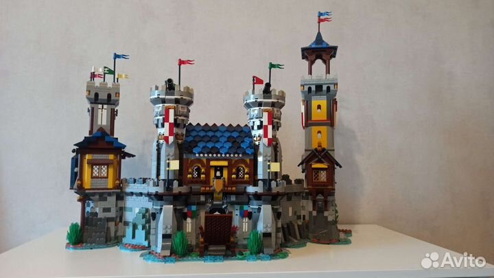 Лего Замок средневековый, неоригинал