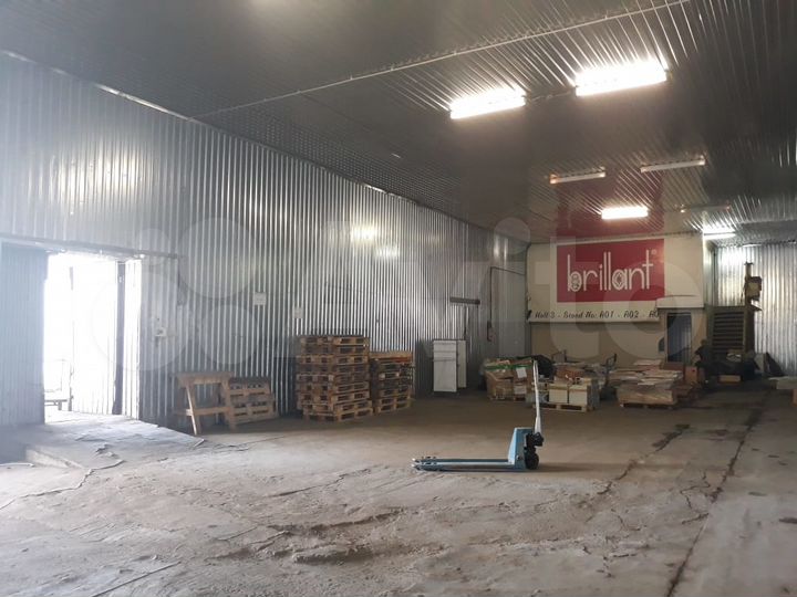 Складское помещение, 348 м²