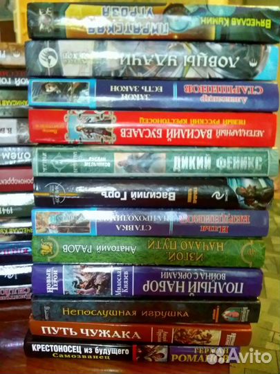 Лучшие российские боевики и фантастические романы