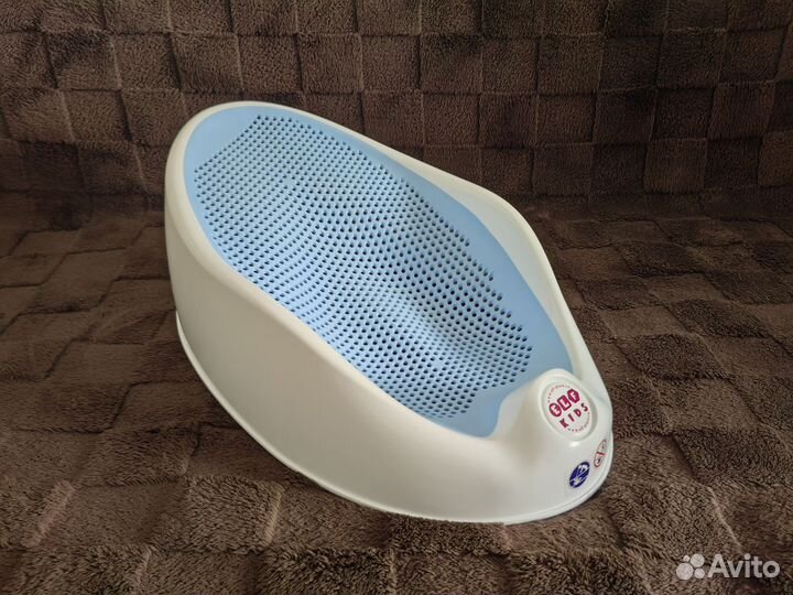 Горка лежак для купания детская