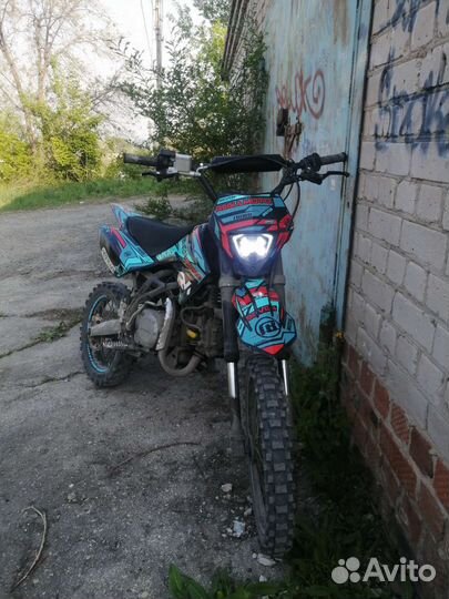 Regulmoto seven medalist 150cc