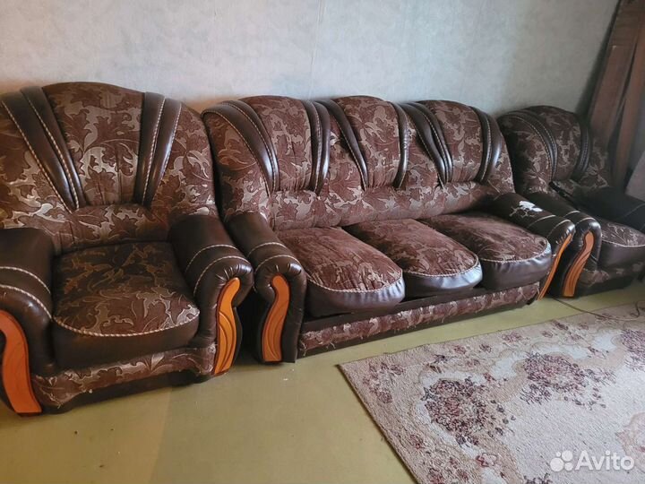 Диван и 2 кресла