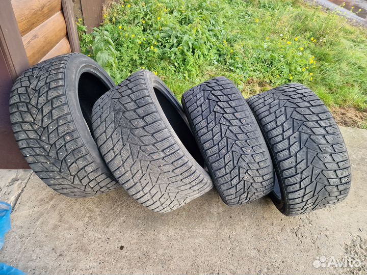 Dunlop Grandtrek Ice 02 275/40 R20 и 315/35 R20