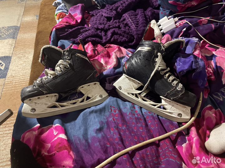 Коньки хоккейные 37.5