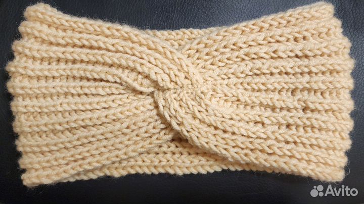 Повязка на голову вязаная ручная работа