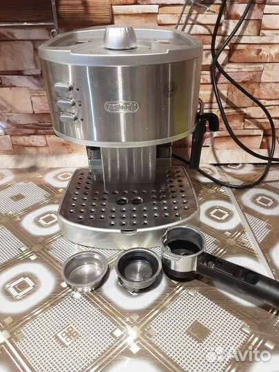 Кофеварка delonghi ec330s