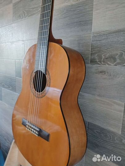 Классическая гитара yamaha c40