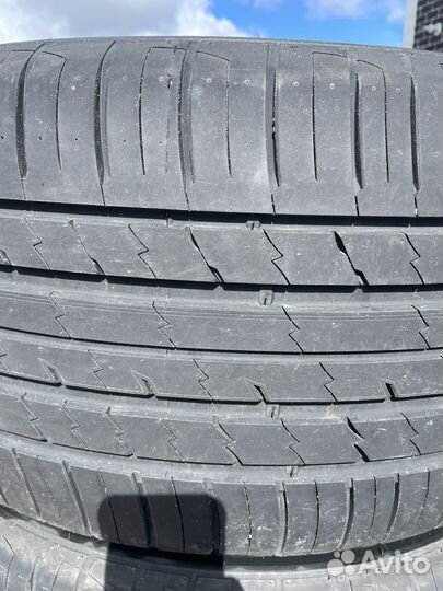 Tracmax X-Privilo RS01+ 275/45 R20 и 305/40 R20 112