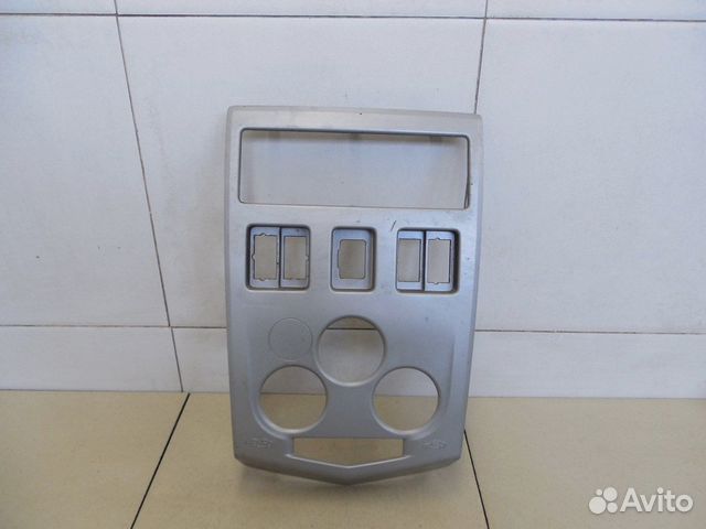 Накладка (кузов внутри) Logan 2005-2014