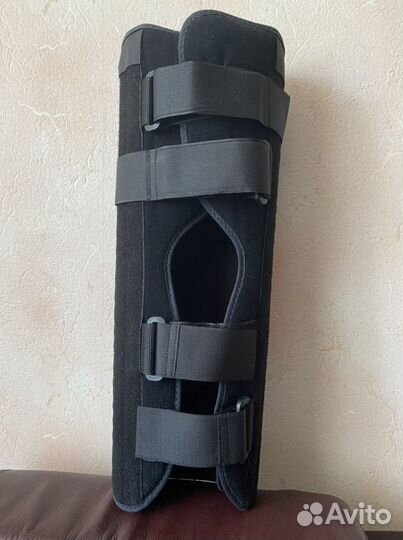 Тутор ортез на колено