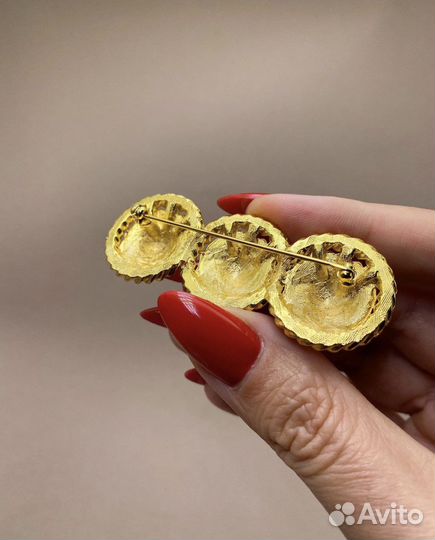 Винтажная брошь