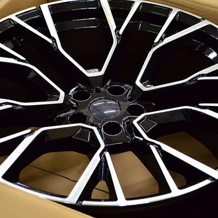 Диски на BMW X5(G05),X6(G06) X7(G07) Compitition 809 стиль Powcan 3S5769 10.5x21/5x112 D66.6 ET40 BK