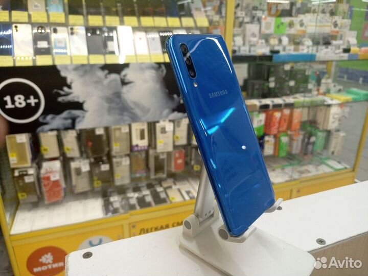 Samsung Galaxy A50, 4/128 ГБ