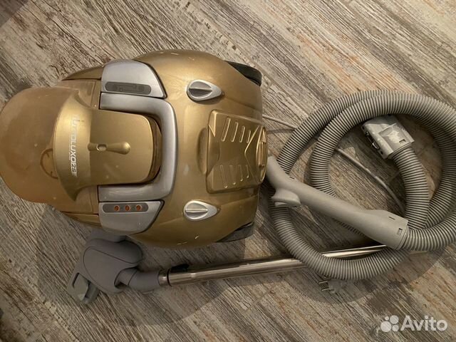 Пылесос Zeprer