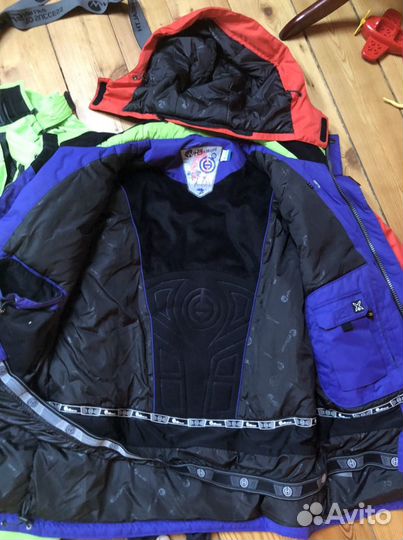 Горнолыжная куртка сноубордическая 50 размер