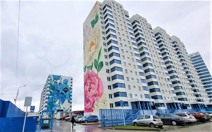 Под магазин в жилом доме