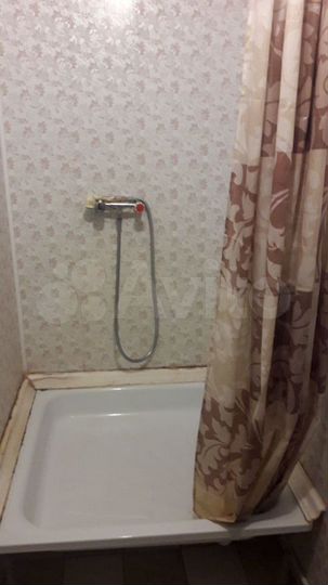 Комната 12 м² в 5-к., 1/5 эт.