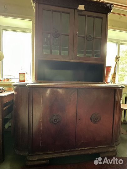Старинный буфет сервант