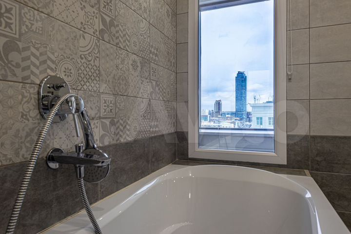 1-к. квартира, 40 м², 11/15 эт.