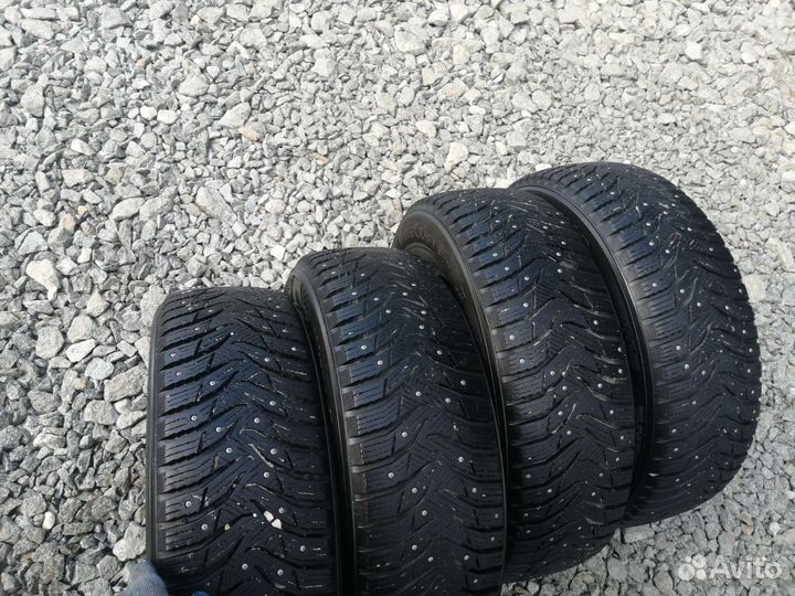 Kumho WinterCraft SUV Ice WS31 215/70 R16 100T