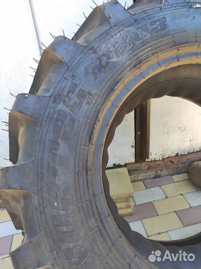 С/х шина 360/70 R24