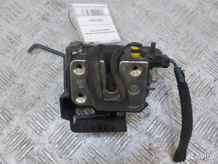 Замок двери задней левой Hyundai Solaris