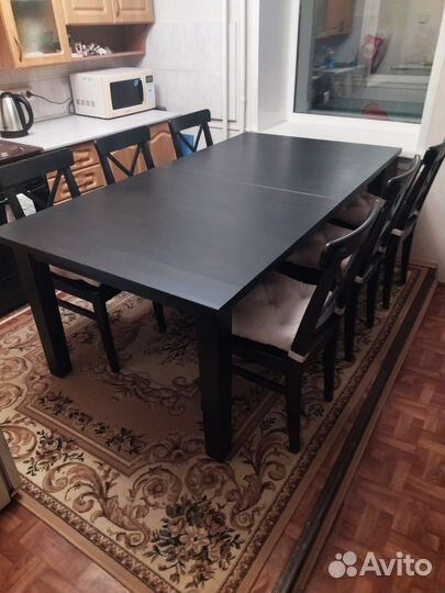 Стол и стулья IKEA