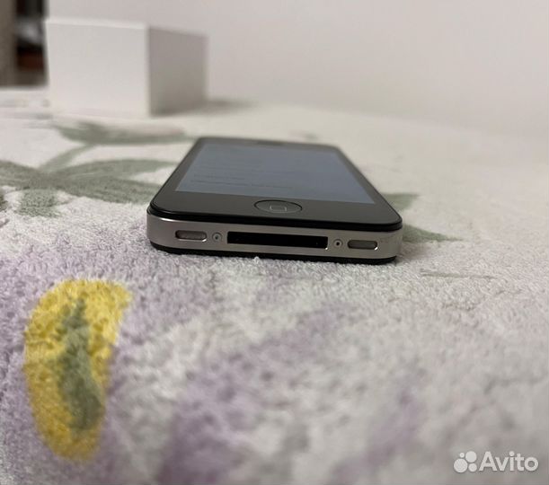 iPhone 4, 32 ГБ