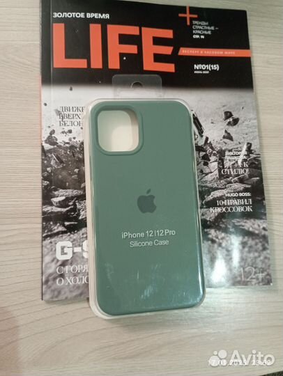 Чехол на iPhone 12