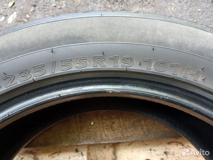 Kumho Grugen Premium 235/55 R19 101H