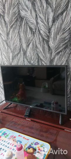 Телевизор LG 32LF580V