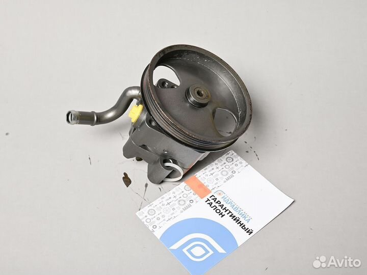 Насос гур nissan Almera N16/Primera P12 (ZF)