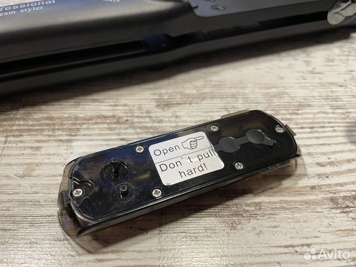 Плойка для выпрямления волос паровая