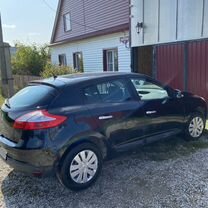 Renault Megane 1.6 AT, 2011, 160 000 км, с пробегом, цена 690 000 руб.