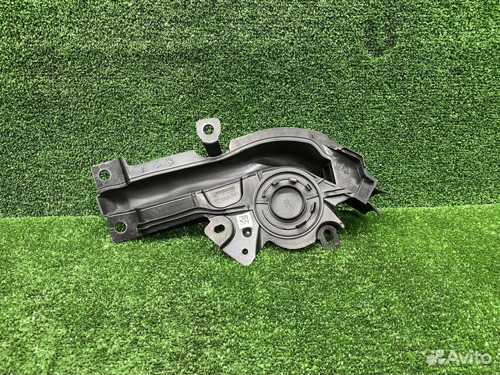 Уплотнитель капота правый BMW G20