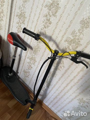 Электросамокат с сиденьем