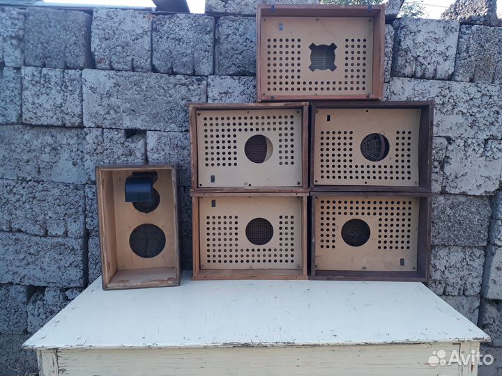 Старые корпуса советской акустики